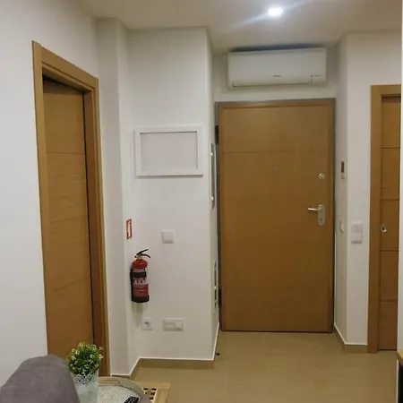 One Bedroom With Wifi At נאזרה